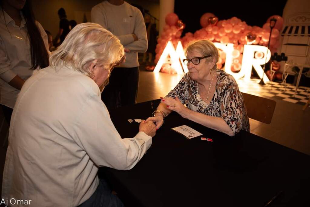 Speed dating seniors
